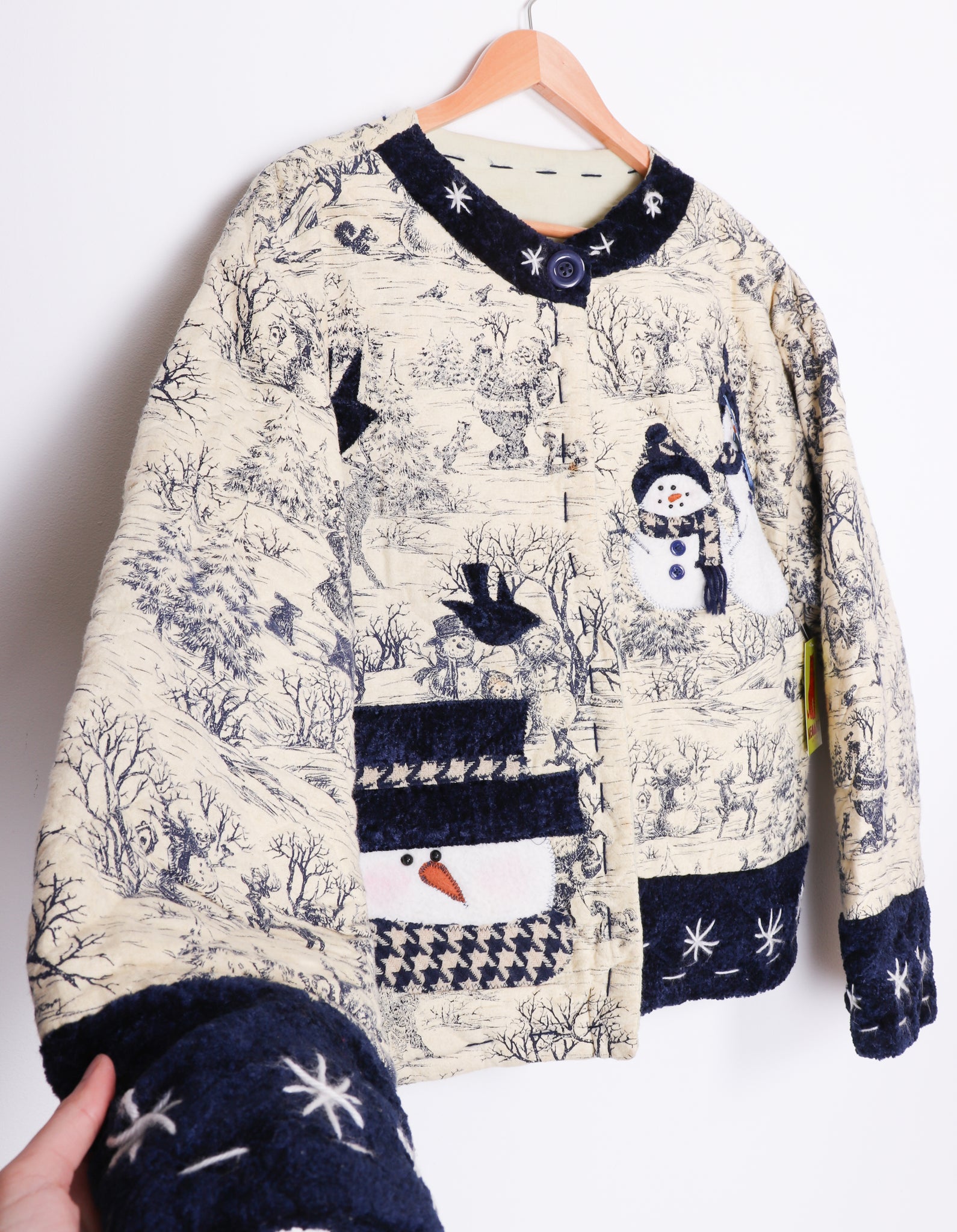 Big and Puffy Winter Scene and Snowmen Jacket