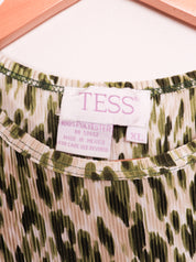 90s Tess Green Flowy Polyester top