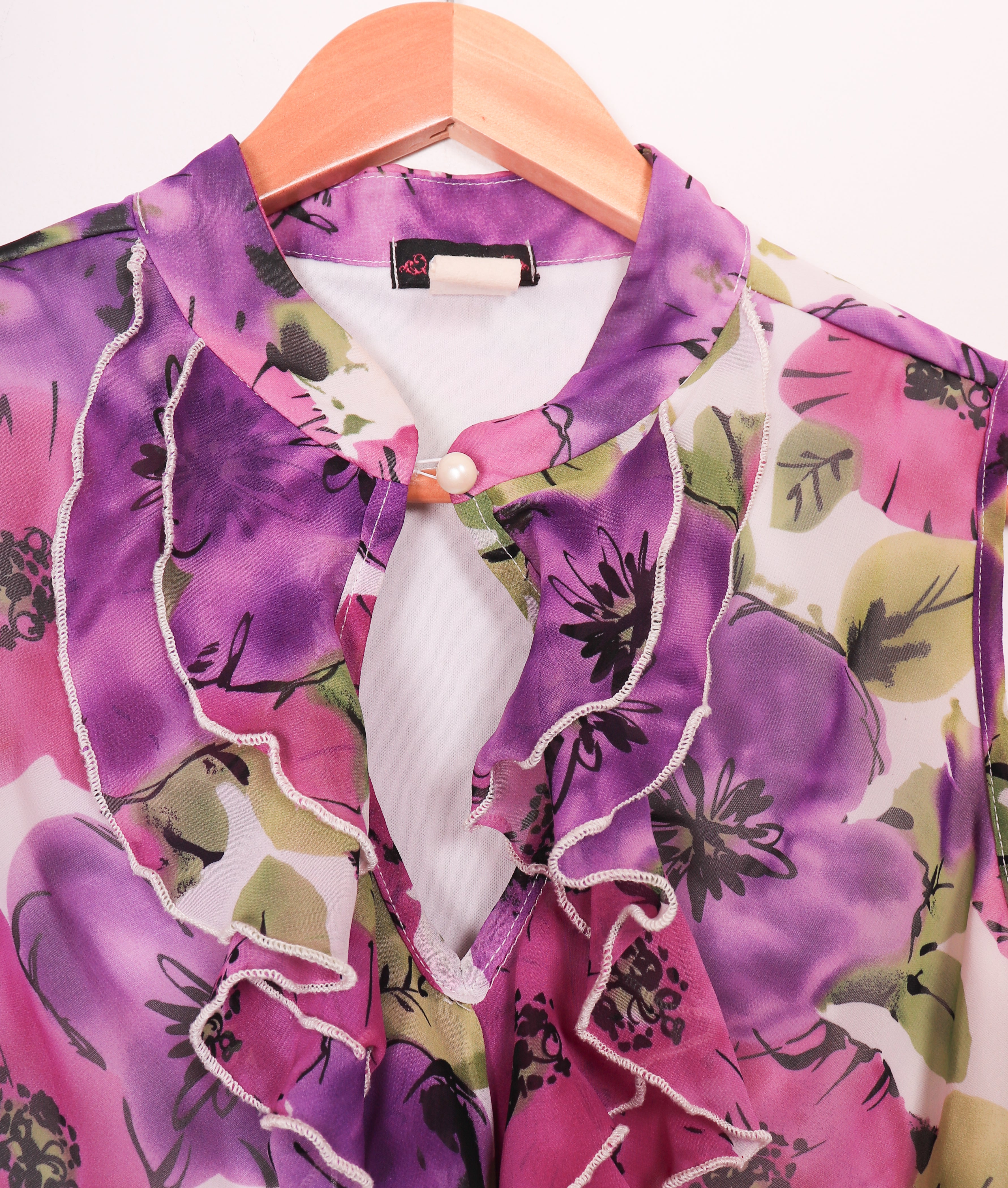 90s Cocomo Purple Flowers Ruffle Top